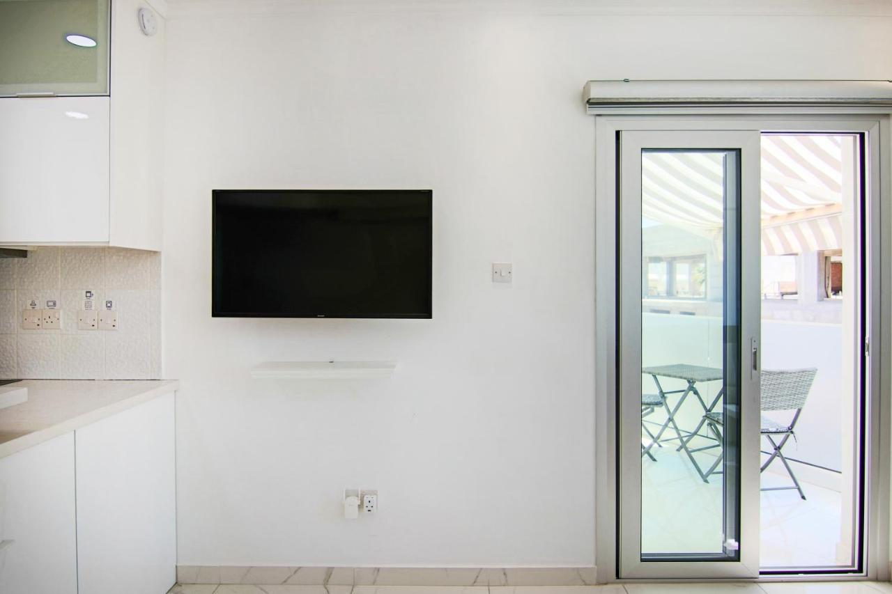 דירות Paphos Phaedrus Living: Seaside Luxury Flat Lighthouse 66 מראה חיצוני תמונה