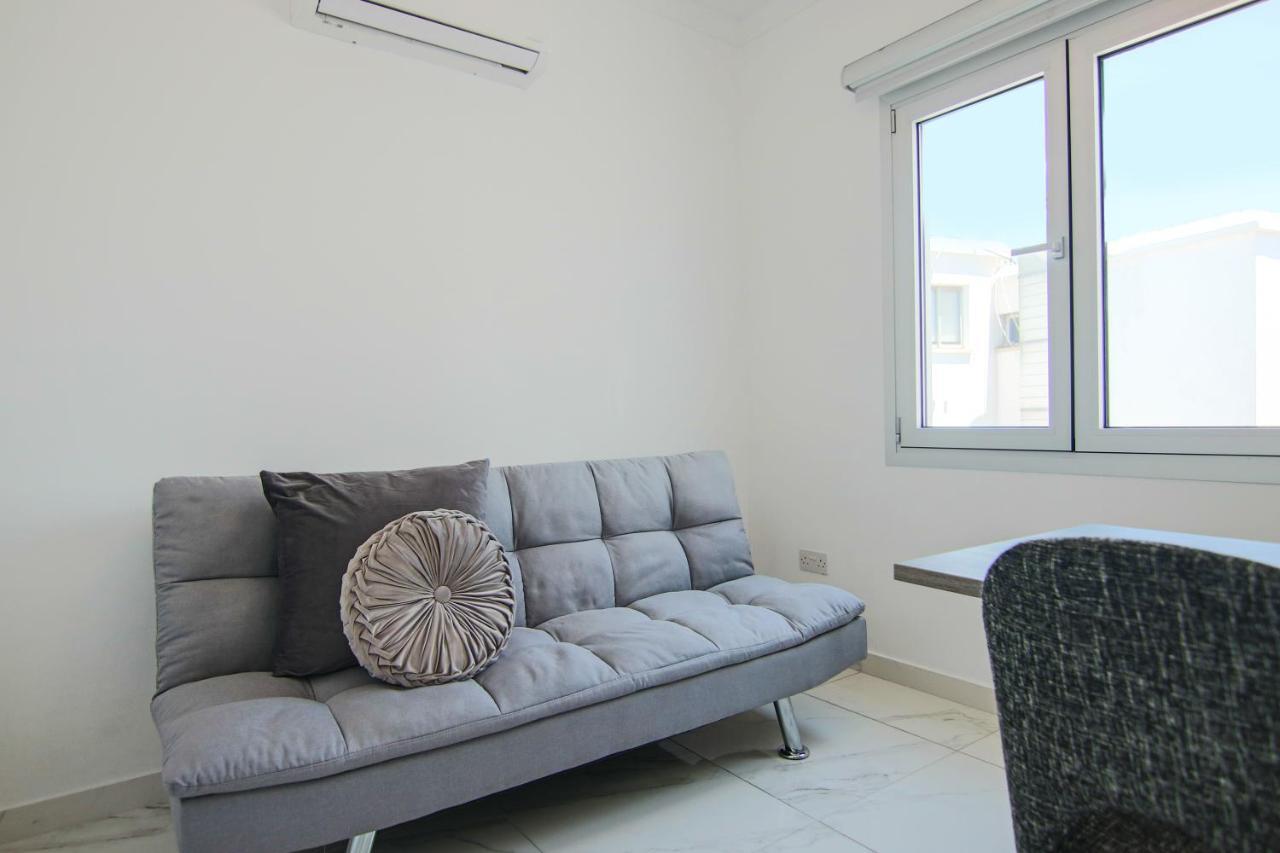 דירות Paphos Phaedrus Living: Seaside Luxury Flat Lighthouse 66 מראה חיצוני תמונה
